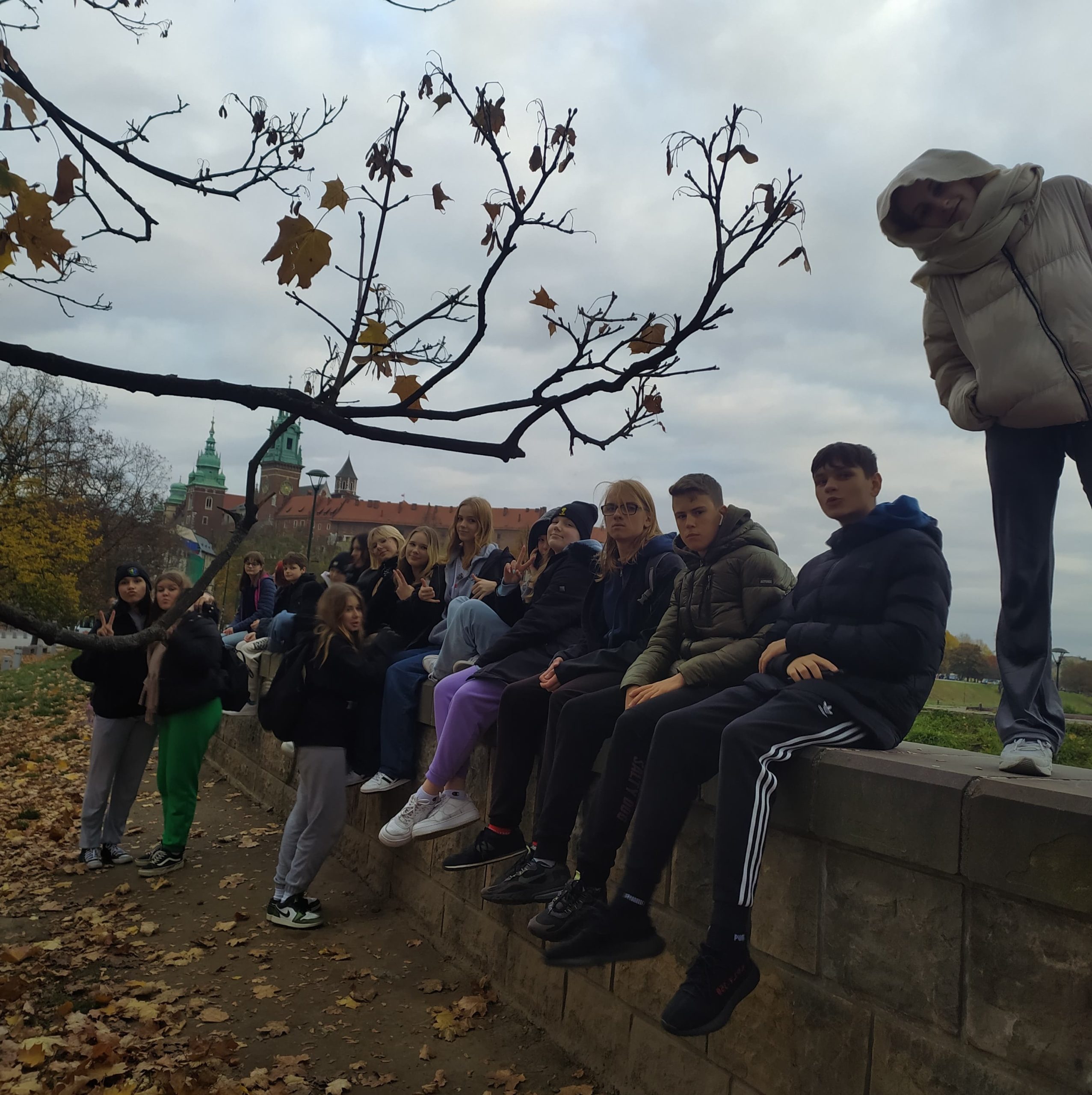 Uczniowie klas I na Wawelu